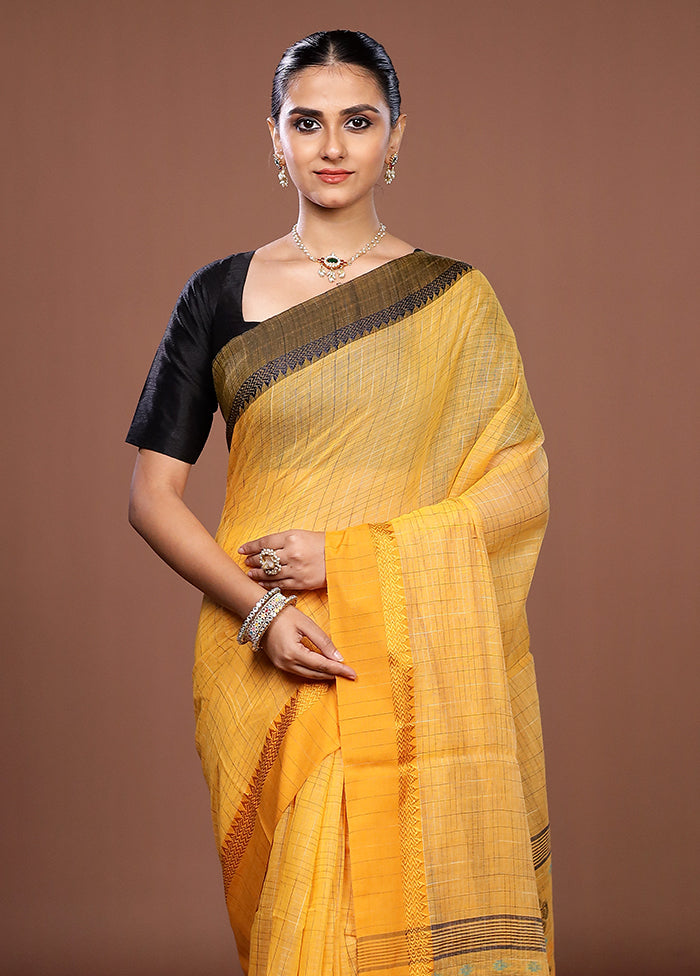 Yellow Matka Silk Saree With Blouse Piece