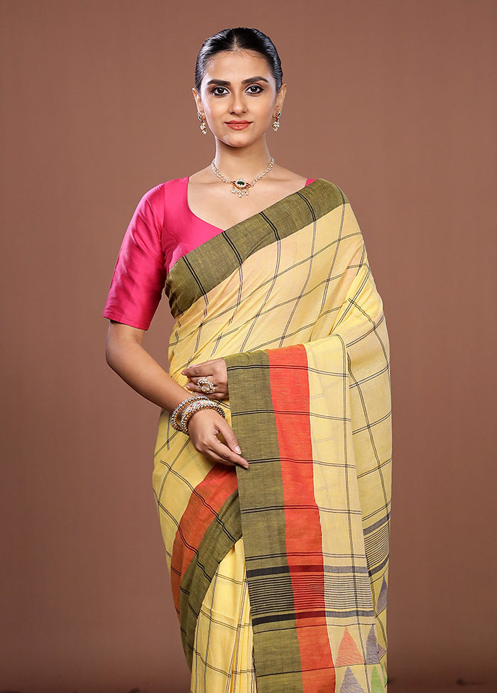 Yellow Matka Silk Saree With Blouse Piece