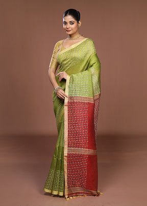Green Linen Silk Saree With Blouse Piece