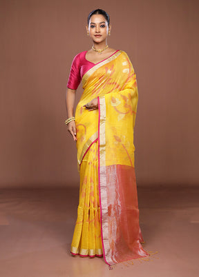 Yellow Handloom Matka Pure Silk Saree With Blouse Piece