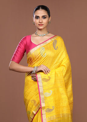 Yellow Handloom Matka Pure Silk Saree With Blouse Piece