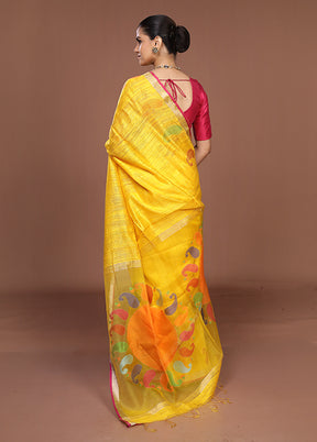 Yellow Handloom Matka Pure Silk Saree With Blouse Piece