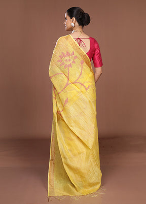 Yellow Handloom Matka Pure Silk Saree With Blouse Piece