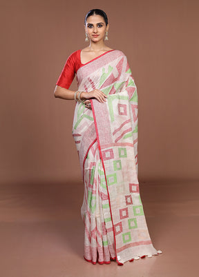 White Handloom Matka Pure Silk Saree With Blouse Piece