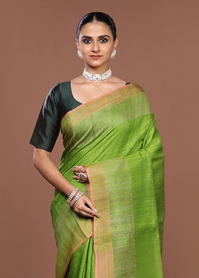 Green Handloom Matka Pure Silk Saree With Blouse Piece