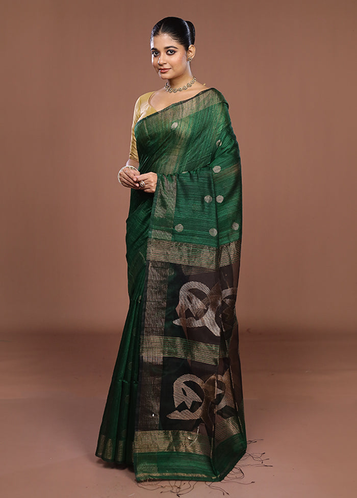 Green Handloom Matka Pure Silk Saree With Blouse Piece