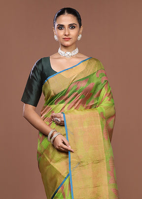 Green Handloom Matka Pure Silk Saree With Blouse Piece