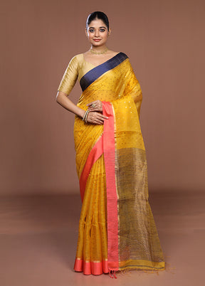 Yellow Handloom Matka Pure Silk Saree With Blouse Piece