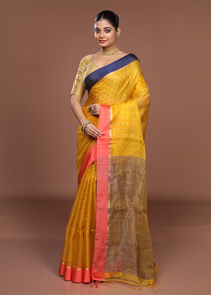 Yellow Handloom Matka Pure Silk Saree With Blouse Piece