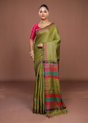 Green Matka Silk Saree With Blouse Piece