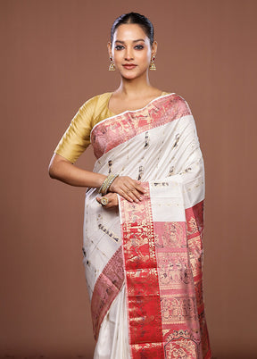 White Handloom Baluchari Pure Silk Saree With Blouse Piece