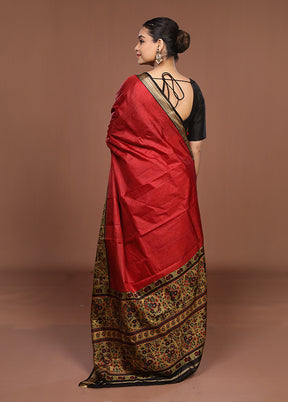 Red Printed Pure Silk Saree Without Blouse Piece