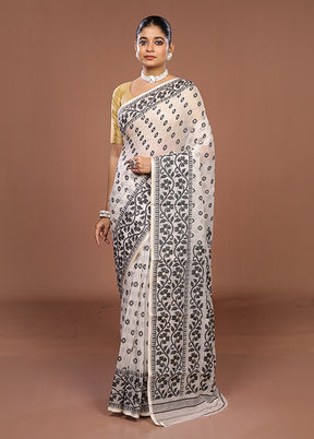 White Jamdani Cotton Saree Without Blouse Piece