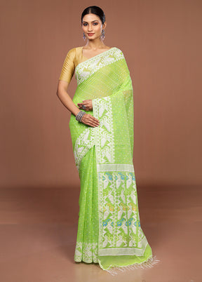 Green Matka Silk Saree With Blouse Piece