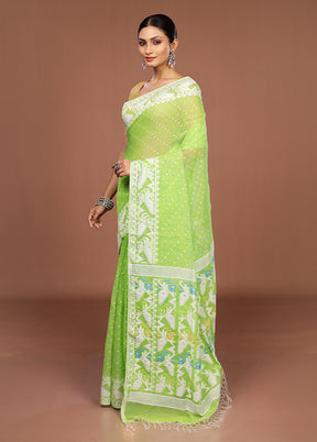 Green Matka Silk Saree With Blouse Piece