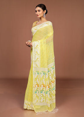 Yellow Matka Silk Saree With Blouse Piece