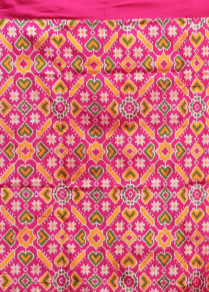 White Handloom Ikkat Pure Silk Saree With Blouse Piece