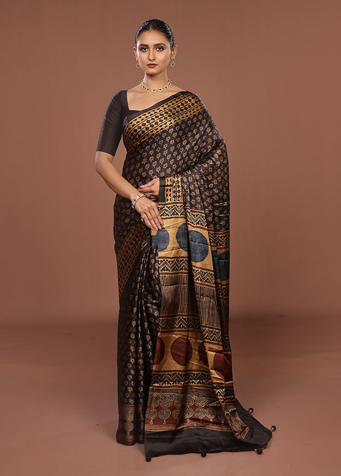 Black Printed Silk Saree Without Blouse Piece