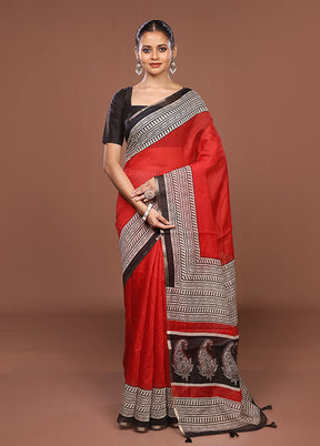 Red Dupion Silk Saree With Blouse Piece