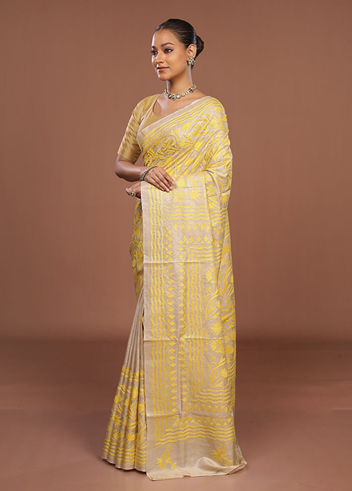 Cream Handloom Kantha Stitch Pure Silk Saree With Blouse Piece