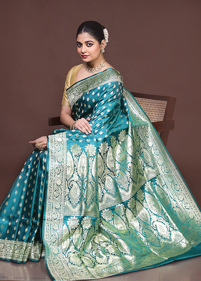 Green Handloom Banarasi Pure Silk Saree With Blouse Piece