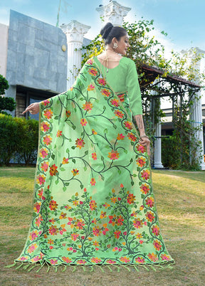 Green Tant Cotton Saree With Blouse Piece