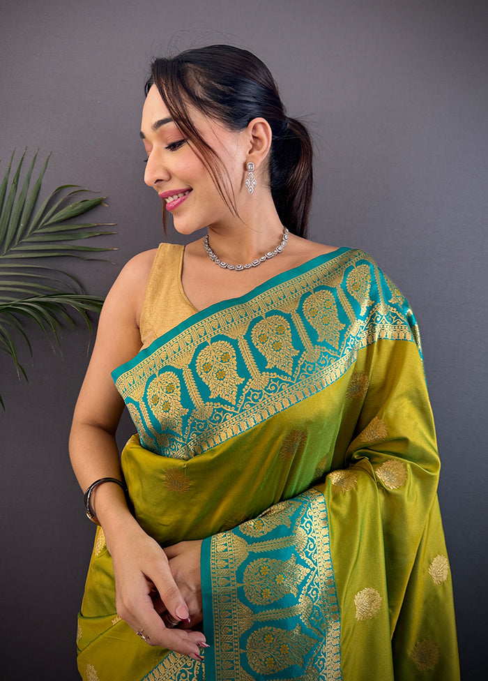 Green Spun Silk Saree With Blouse Piece