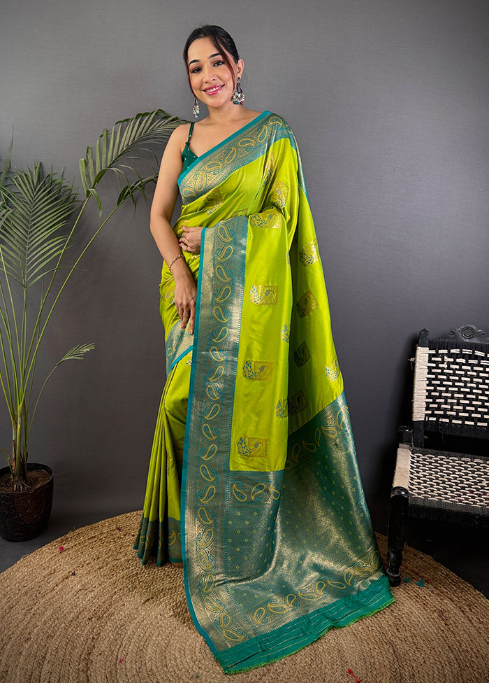 Green Spun Silk Saree With Blouse Piece