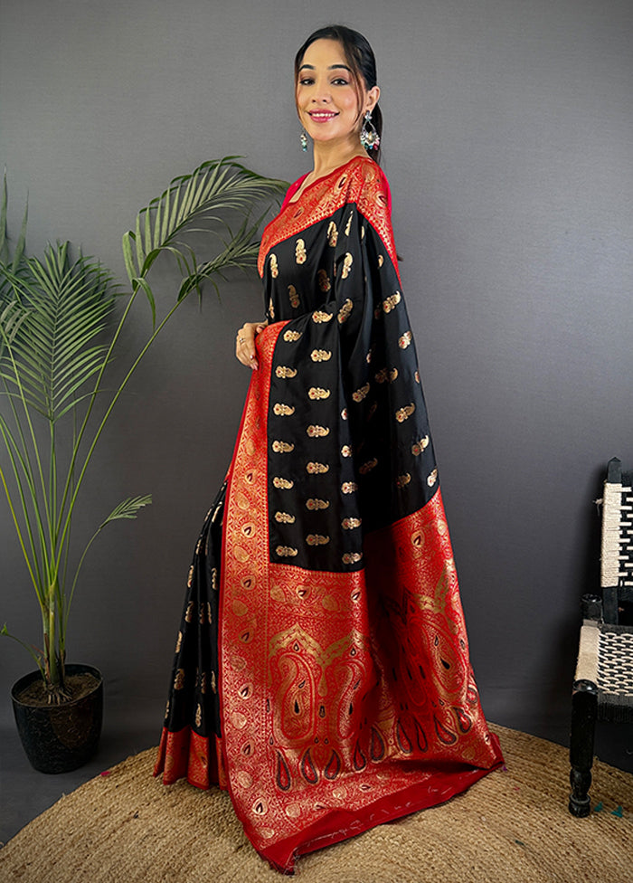 Black Spun Silk Saree With Blouse Piece