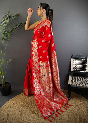 Multicolor Spun Silk Saree With Blouse Piece