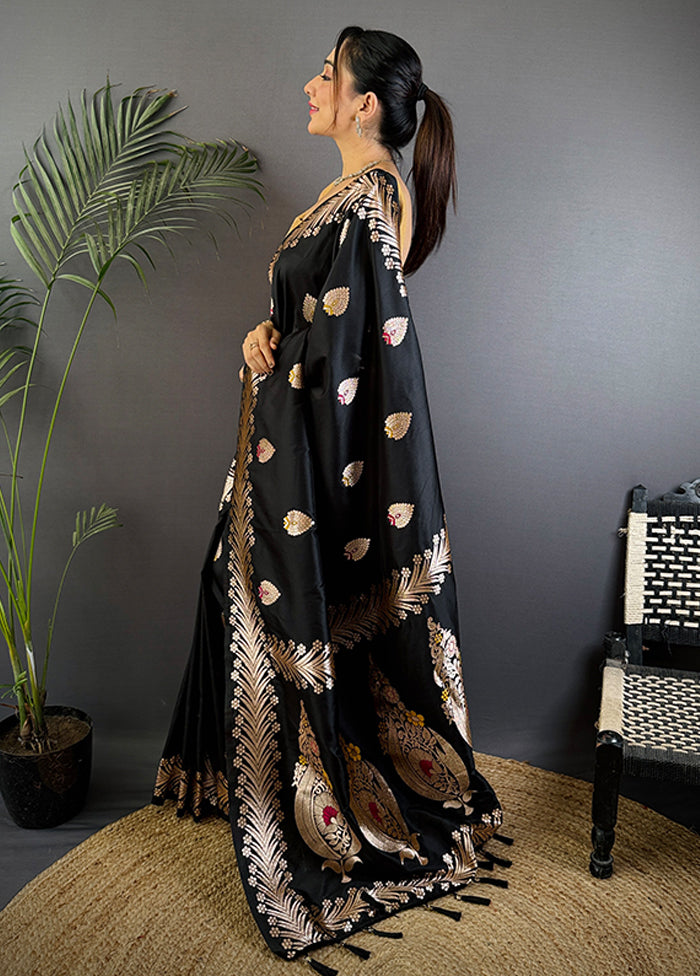 Black Spun Silk Saree With Blouse Piece