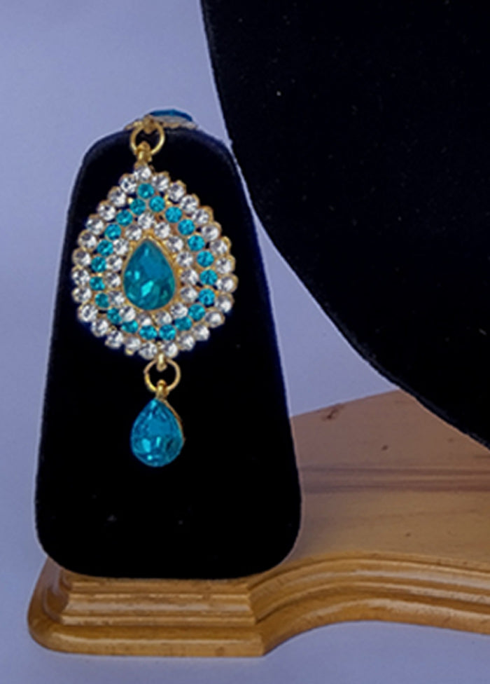 Multicolor Alloy Jewellery Set (1 Necklace, 1 Pair Earrings, 1 Mang Tikka)