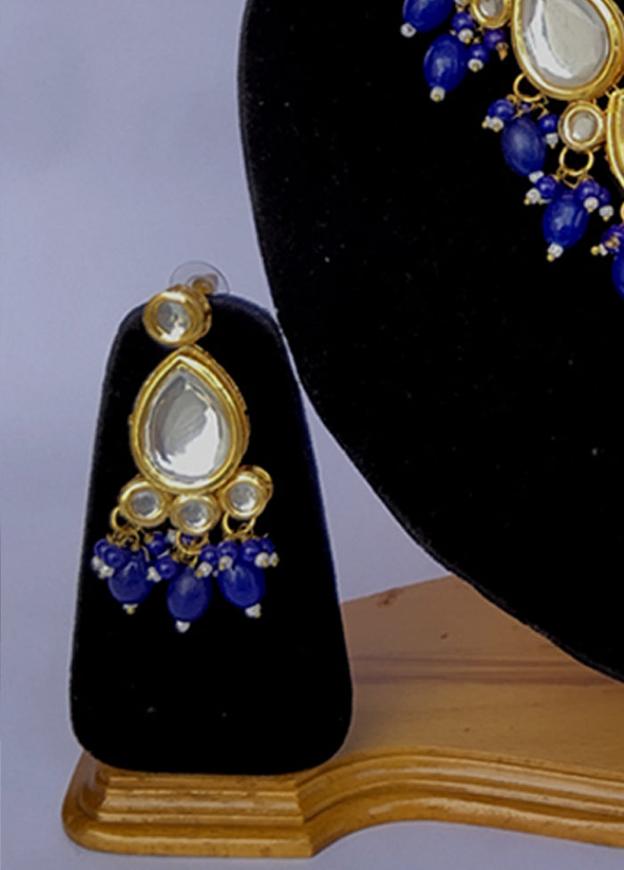 Multicolor Alloy Jewellery Set (1 Necklace, 1 Pair Earrings, 1 Mang Tikka)