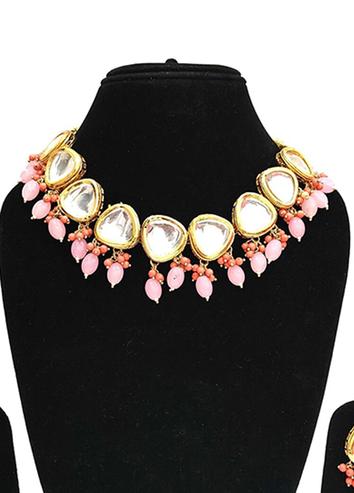 Multicolor Alloy Jewellery Set (1 Necklace, 1 Pair Earrings, 1 Mang Tikka)