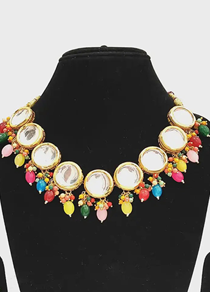 Multicolor Alloy Jewellery Set (1 Necklace, 1 Pair Earrings, 1 Mang Tikka)