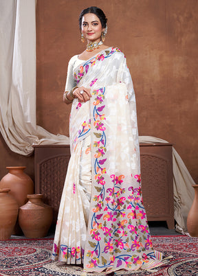 Off White Spun Silk Saree With Blouse Piece