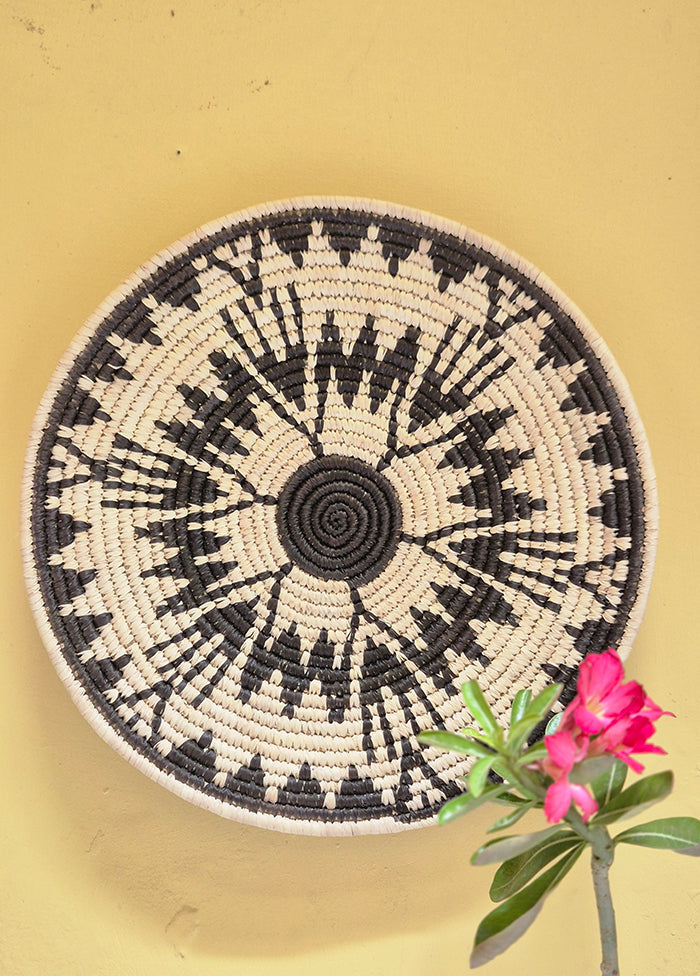 16'' Sabai Grass Wall Hanging Plate